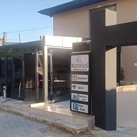 Naturalis Hotel *